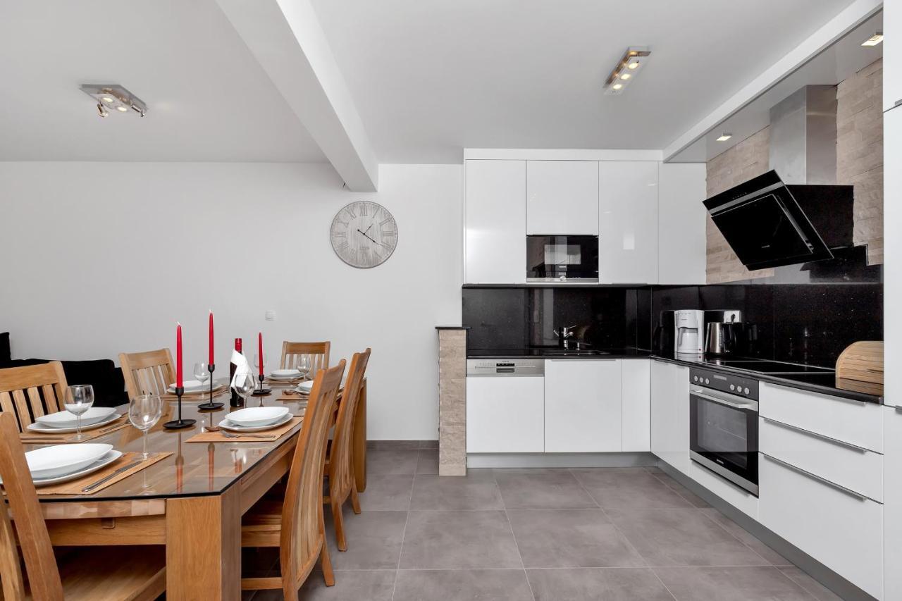 Luxury Apartment Sidro With Free Beach Parking Makarska Ngoại thất bức ảnh